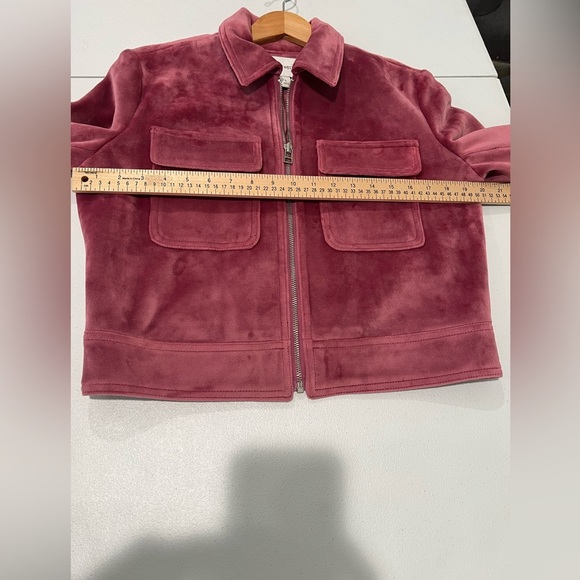 Nine West Velvet Crop Jacket Woman's
Size S Full Zip Pink Pockets Coat - Picture 5 of 10